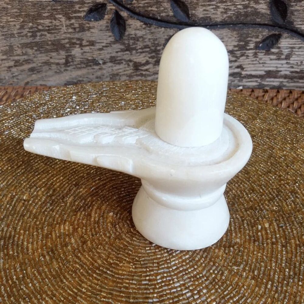Shiva Shivling Lingam, White Marble Soapstone, Altar Carving